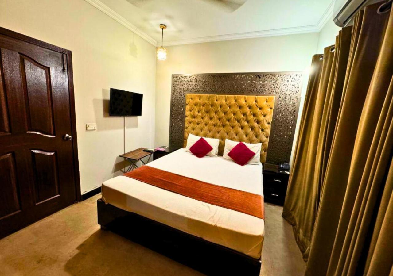 Doves Inn Hotel Kalma Chowk Лахор Экстерьер фото